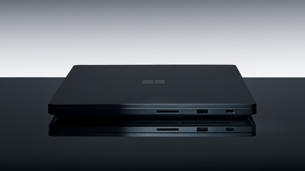 Microsoft выпустит Surface Laptop Ultra за $2599