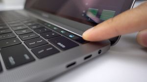 Как настроить и использовать Touch ID на Mac