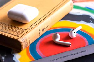 AirPods 3 могут представить вместе с iPhone 13