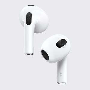 Apple представила AirPods 3-го поколения