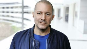 Дизайнерская фирма Джони Айва LoveFrom открыла официальный сайт