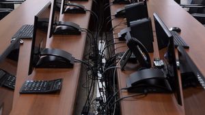 Минцифры ведёт переговоры с HP, Acer и Lenovo о предустановке российских операционных систем на ноутбуки и компьютеры