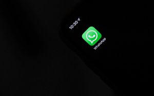 WhatsApp запустил мгновенные криптовалютные платежи в США