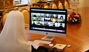 Русская Православная Церковь составила молебен против компьютерной зависимости