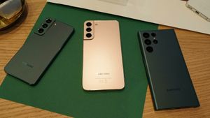 Специалисты iFixit разобрали Samsung Galaxy S22 и S22 Ultra