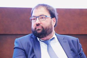 Глава Минцифры пообещал релиз тестовой версии российского аналога Google Play до конца мая