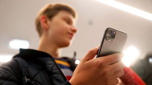 В московском суде рассмотрят иск против Apple — счета и имущество компании могут арестовать