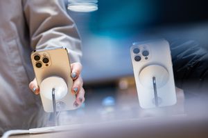 Bloomberg: Apple тестирует iPhone с USB-C