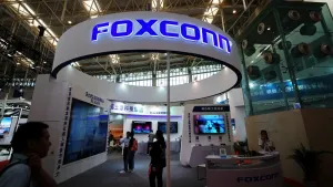 Foxconn закрыла завод по производству iPhone на карантин
