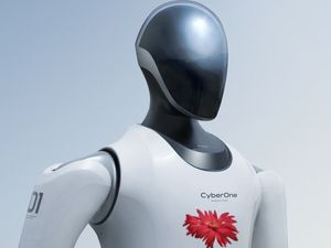 Xiaomi показала гуманоида CyberOne, который способен распознавать эмоции людей