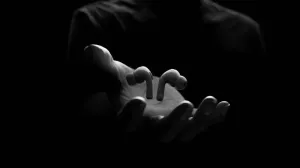 Apple представила AirPods Pro 2 с чипом H2 для лучшего шумоподавления и качества звука