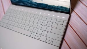 Некоторые дисплеи Dell XPS 13 Plus отваливаются от корпуса