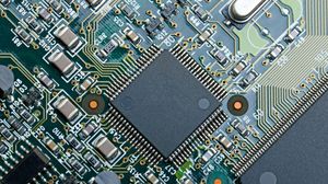 В России повысилось число поставок бракованных чипов из Китая