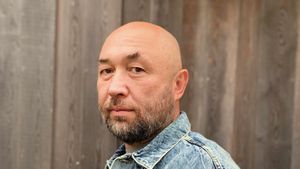 Тимур Бекмамбетов продал российское подразделение Bazelevs