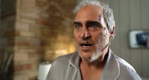 A24 представила трейлер фильма «Бо боится» с Хоакином Фениксом