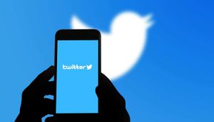 Расчёт или некомпетентность? Twitter продолжает блокировать доступ сторонним приложениям