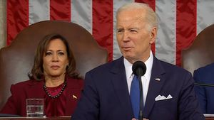 Байден снова потребовал принятия антимонопольных мер против Больших технологических компаний