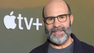 Apple провела премьеру драмы об изменении климата «Экстраполяции»