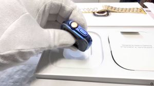 Ювелирная компания из Аризоны начала продавать Apple Watch Ultra в синем цвете