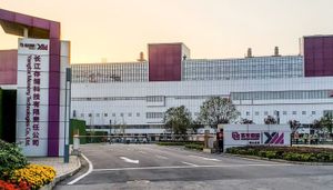 Стратегические успехи Китая в торговой войне с США: Стремление YMTC к самодостаточности в полупроводниковой промышленности