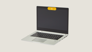 Hermes представила кожаный пластырь, чтобы заклеивать камеру ноутбука