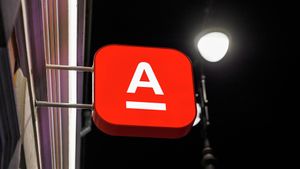 В App Store вернулось приложение «Альфа Банка» под названием «Деньги в порядке»