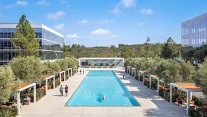 Apple расширяет свои научно-исследовательские подразделения в Ирвине, занимающиеся разработкой беспроводных технологий