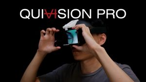 Ютубер показал, как сделать «прозрачный» визор для VR-гарнитуры от Apple