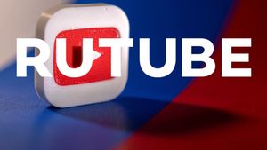 В России на смартфоны будут предустанавливать Rutube и «Дзен»