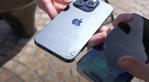 Первый дроп-тест iPhone 15 Pro показал, что новый титановый корпус с закруглёнными краями менее прочен