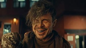 Николай Наумов охотится на нечисть в трейлере сериала «Волшебный участок»