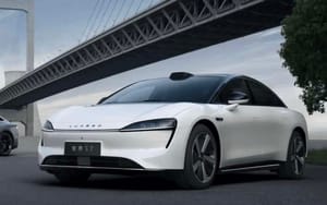 Huawei выпустила автомобиль Luxeed S7 с расходом 12,4 кВт-ч/100 км и возможностью самостоятельной парковки