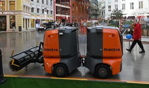 В Москве начали использовать новые роботы-уборщики «Пиксели»