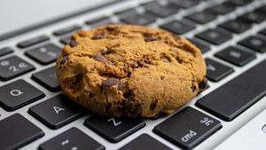 Как убрать назойливые окна с уведомлениям о согласии на использование Cookie в iOS и macOS