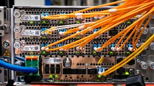 МегаФон обеспечил связь под водой для сотрудников Нижегородской ГЭС