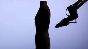 Робот-портной создаст одежду по индивидуальному заказу по выгодным ценам