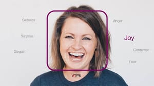 Apple купила французский стартап, занимающийся разработкой технологий искусственного интеллекта и компьютерного зрения