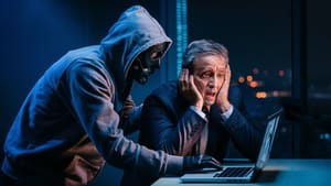 Уволенный ИБ-специалист вымогал деньги у своего работодателя за неразглашение секретов