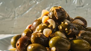 Нейросеть вместо рецепта оливковой заправки с чесноком «помогла» пользователю создать биотоксин