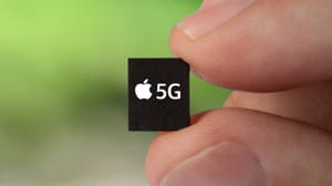 Слух: Apple собирается заменить Qualcomm собственными 5G-чипами в двух моделях iPhone 2025 года