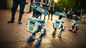 Микки Маус обзавёлся железным другом