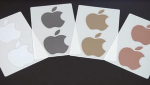 Apple окончательно перестала класть наклейки в коробки с устройствами