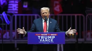 Трамп пообщался с Тимом Куком, который пообещал инвестиции в США