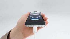 Раскрыта ёмкость аккумулятора iPhone 16e в реальном тесте на автономность