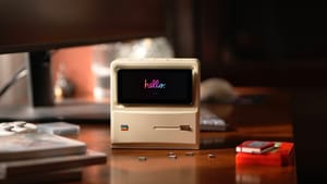 Ayaneo представила крошечный ПК в стиле Macintosh Classic с откидным дисплеем