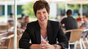 Дейдра О’Брайен из Apple вновь вошла в список самых влиятельных женщин в бизнесе