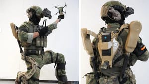 Китайская компания Kestrel Defense представила экзоскелет с AR и дроном для военных целей