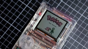 Энтузиастка из Австралии создала работающий и полностью «прозрачный» Game Boy