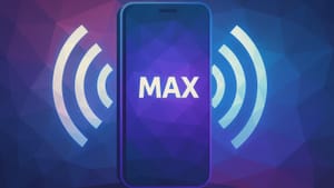 30 дней сетевого анализа показали, что российский мессенджер MAX оказался «тише» WhatsApp и Telegram