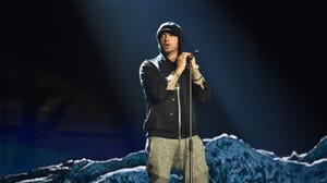 Этот день в истории Apple: противостояние Купертино и Эминема в суде